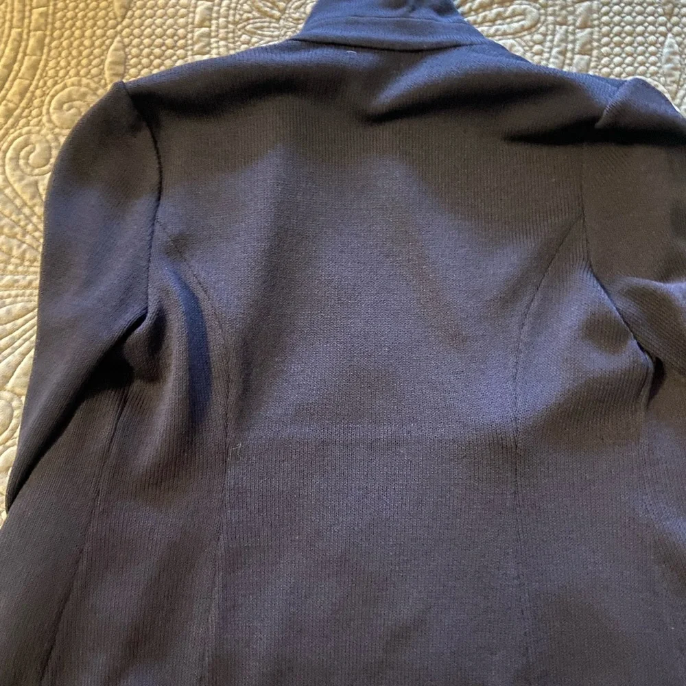 St. John Navy Blazer - Picture 5 of 5